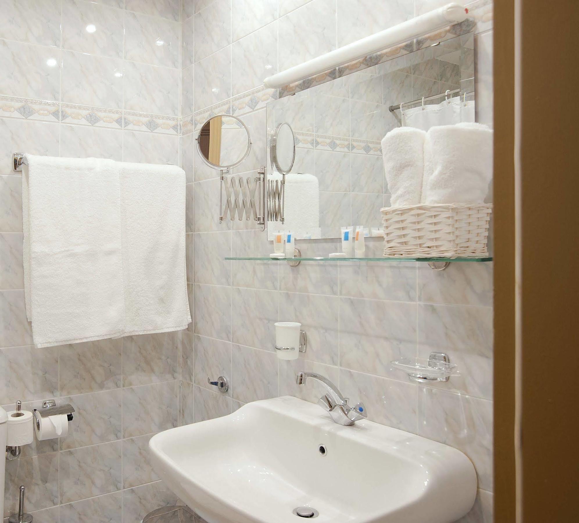 Nidimos Hotel Delphi Dış mekan fotoğraf